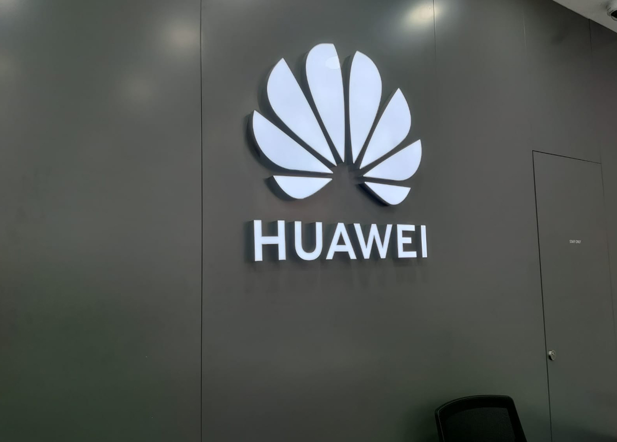 CUSTOM SIGNAGE SOLUTIONS - Image 25